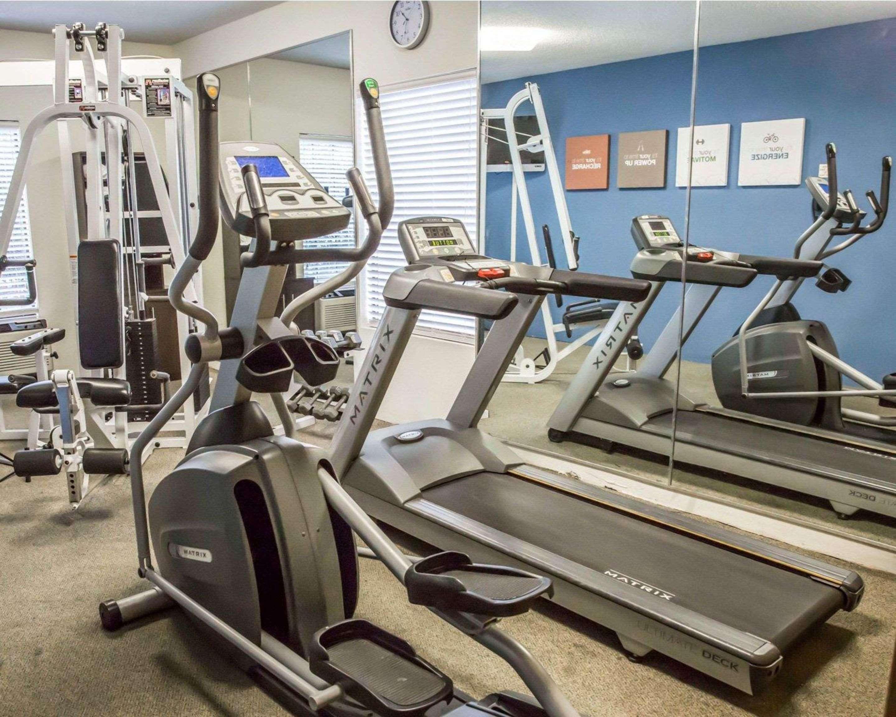 Comfort Suites Near Camp Lejeune ジャクソンビル エクステリア 写真
