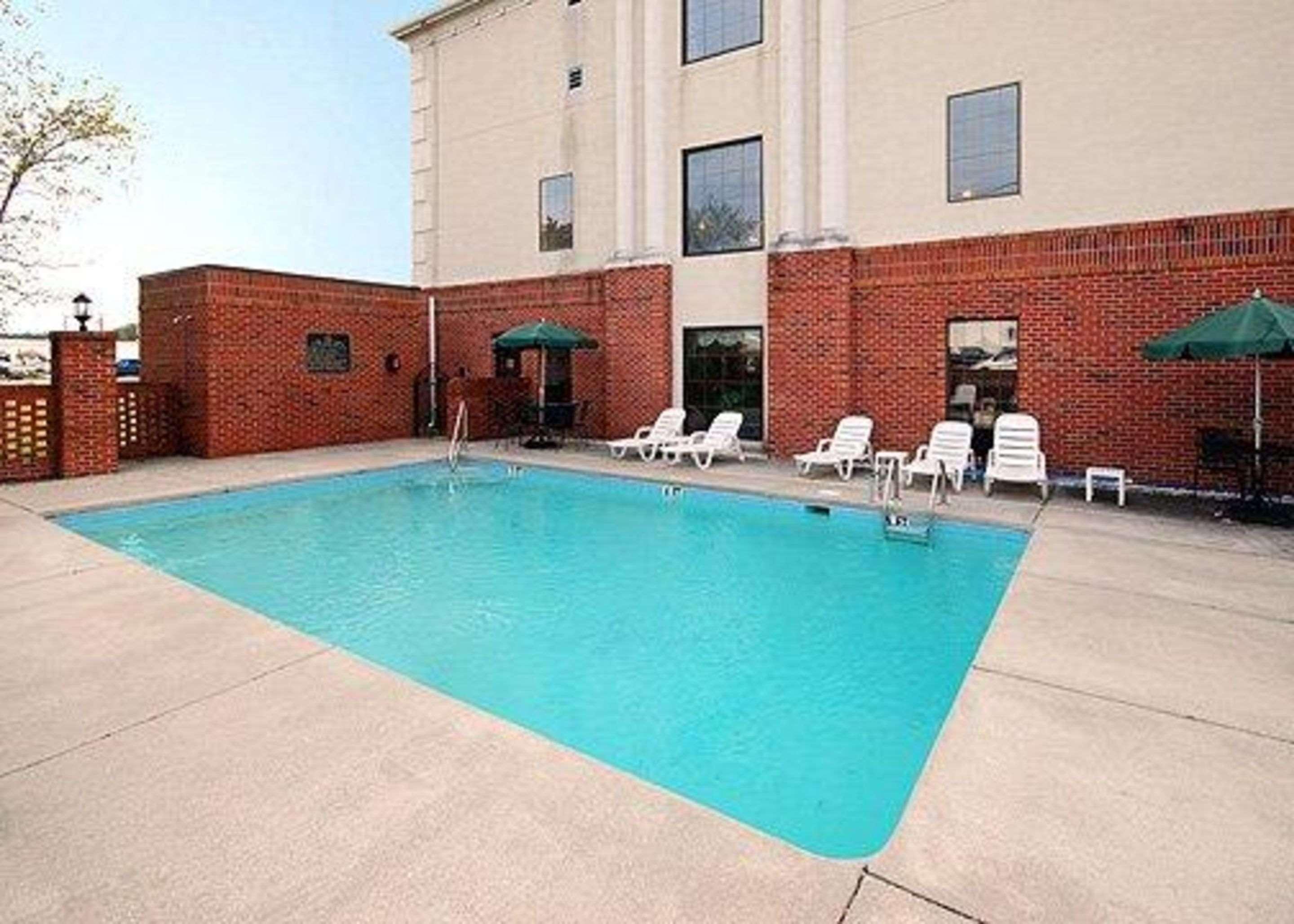 Comfort Suites Near Camp Lejeune ジャクソンビル エクステリア 写真