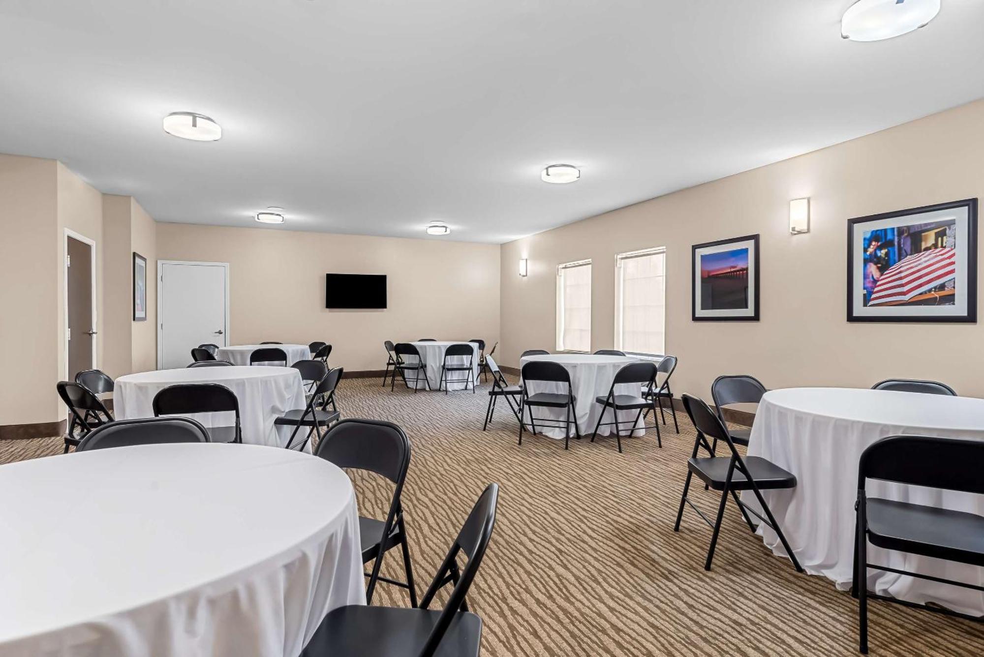 Comfort Suites Near Camp Lejeune ジャクソンビル エクステリア 写真