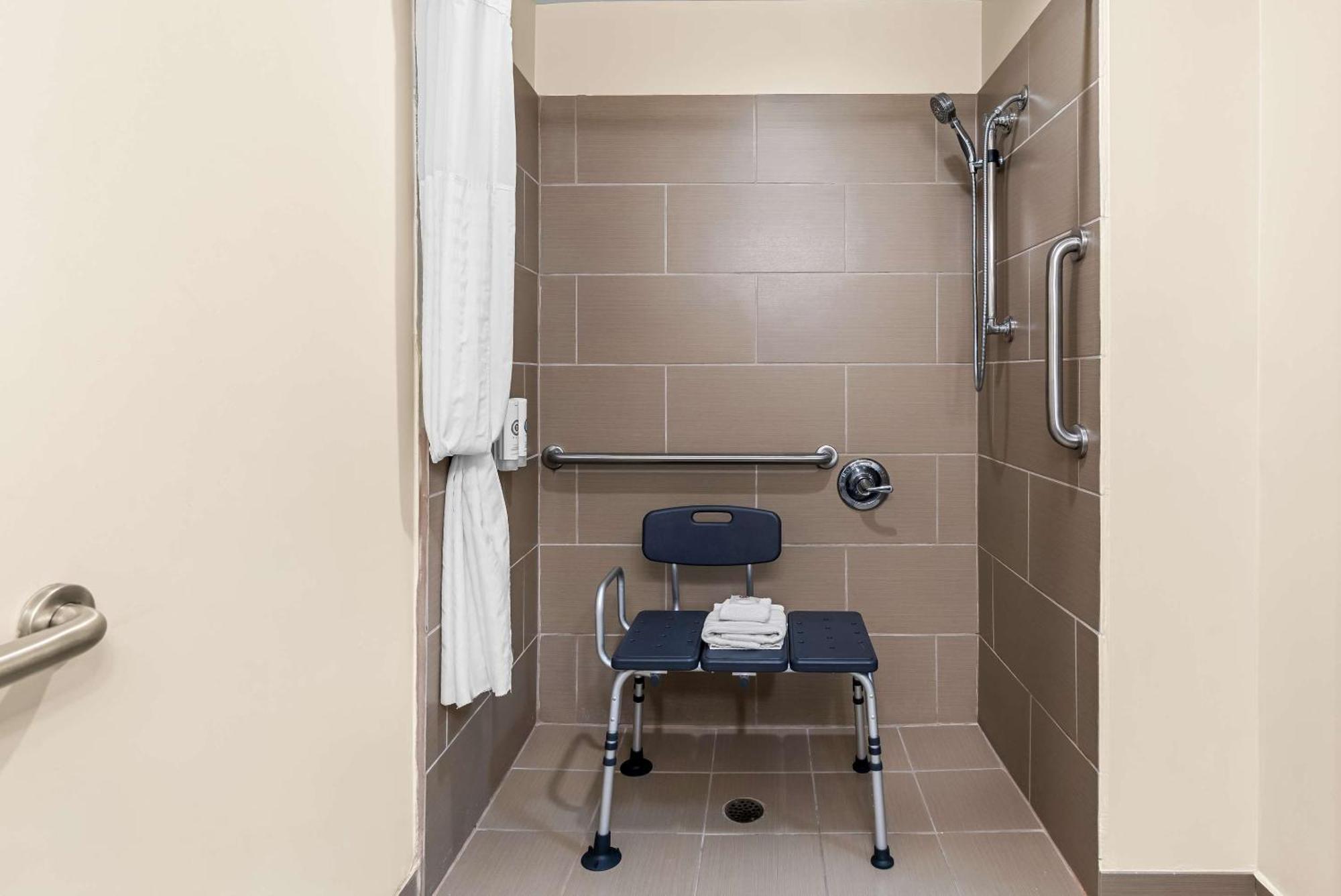 Comfort Suites Near Camp Lejeune ジャクソンビル エクステリア 写真