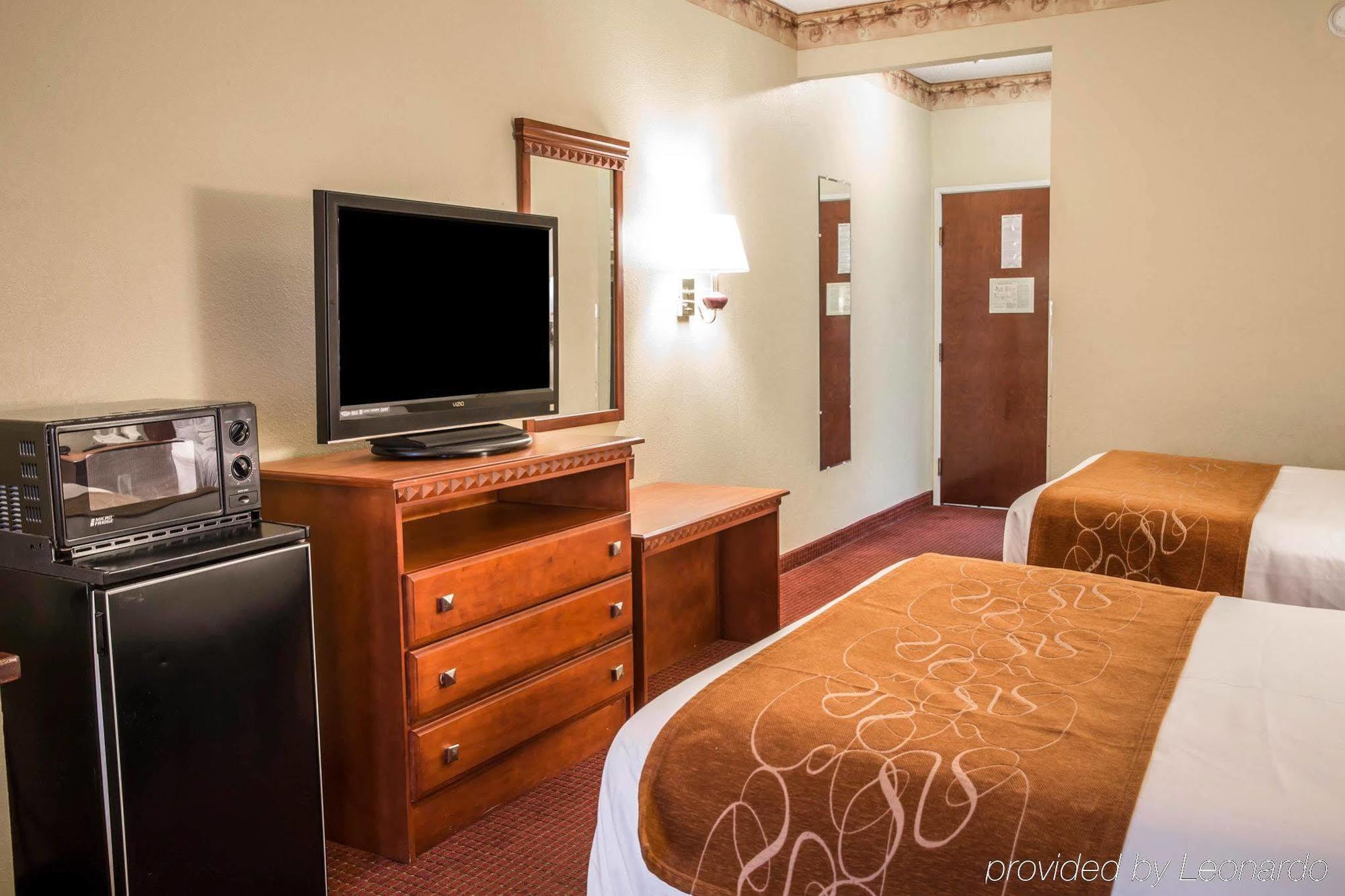 Comfort Suites Near Camp Lejeune ジャクソンビル エクステリア 写真